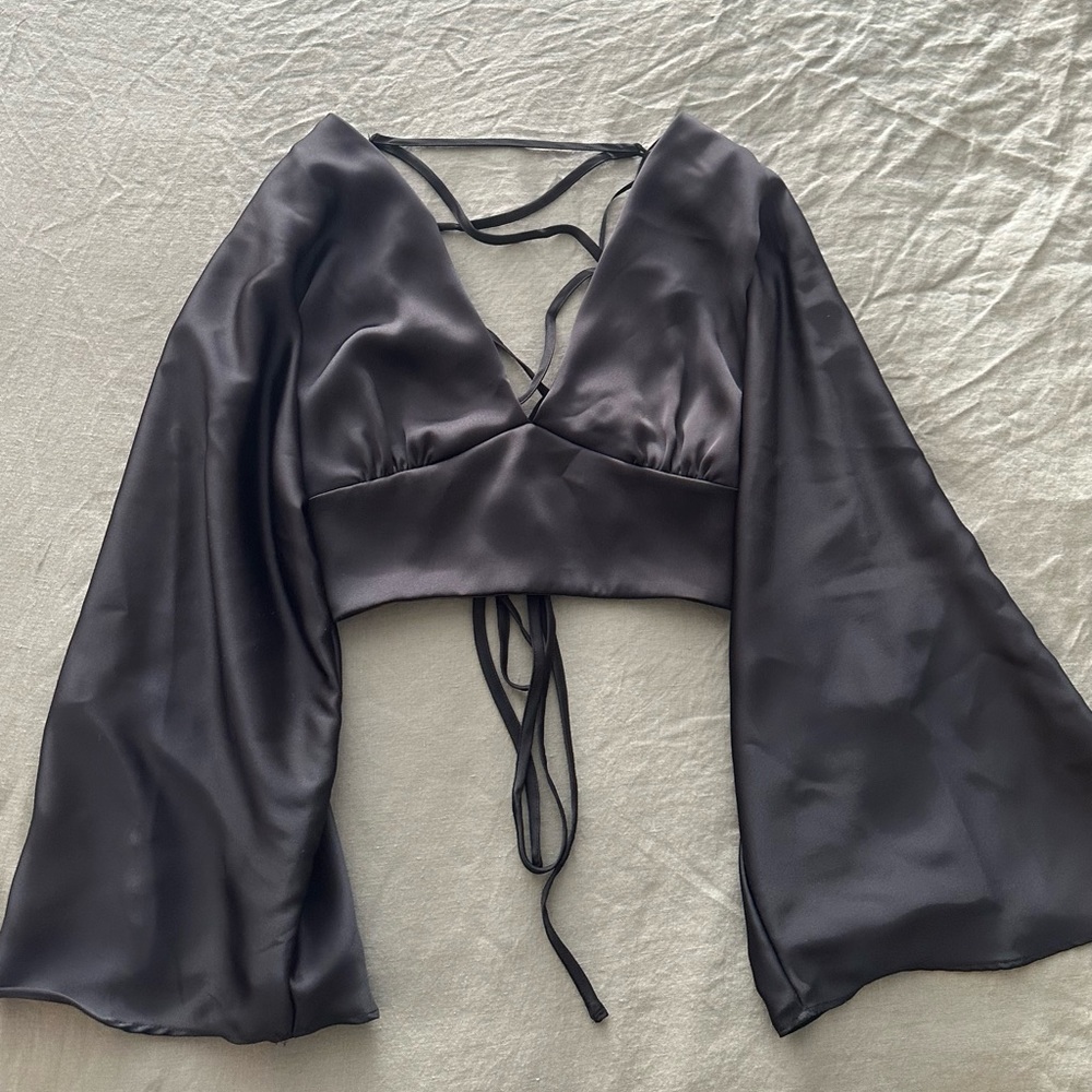 Cropped blouse